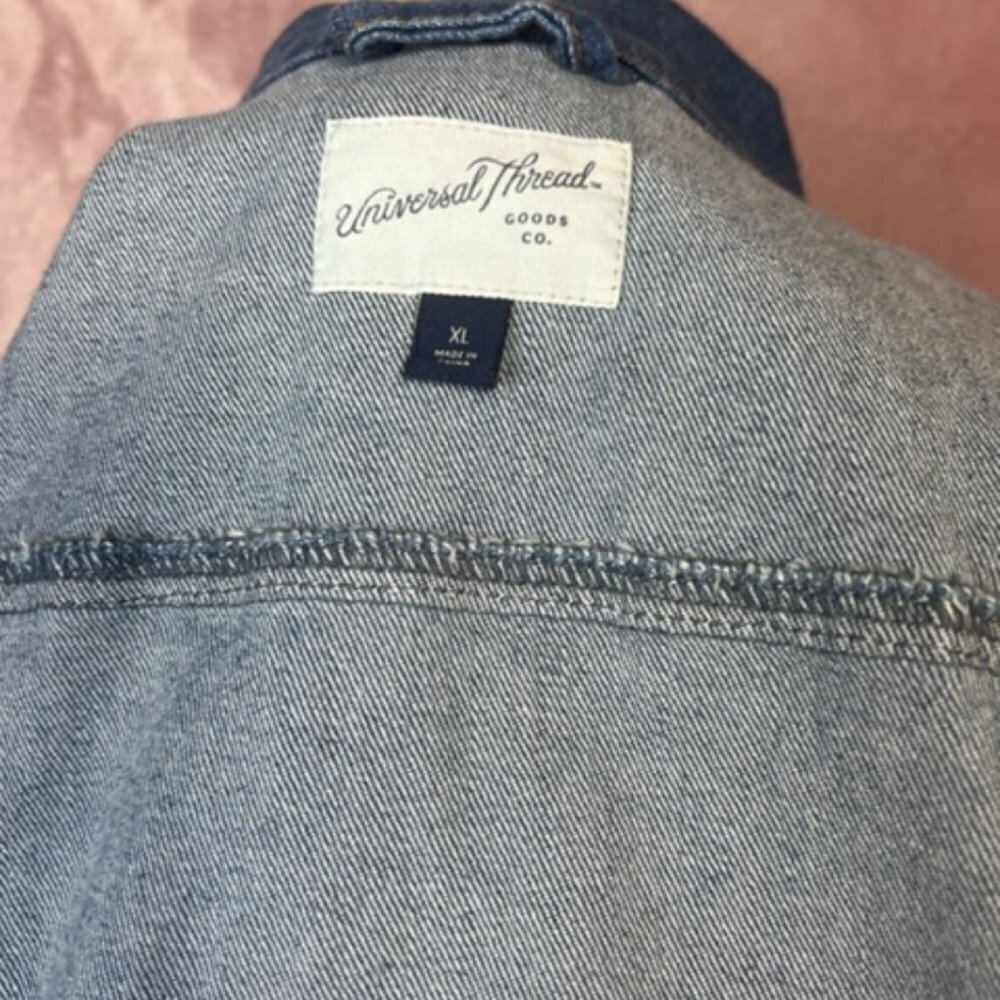 Womens Denim Jacket Button Down Universal Thread Jacket Size XL - Picture 9 of 10